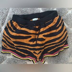 QOS TIGER SHORTS